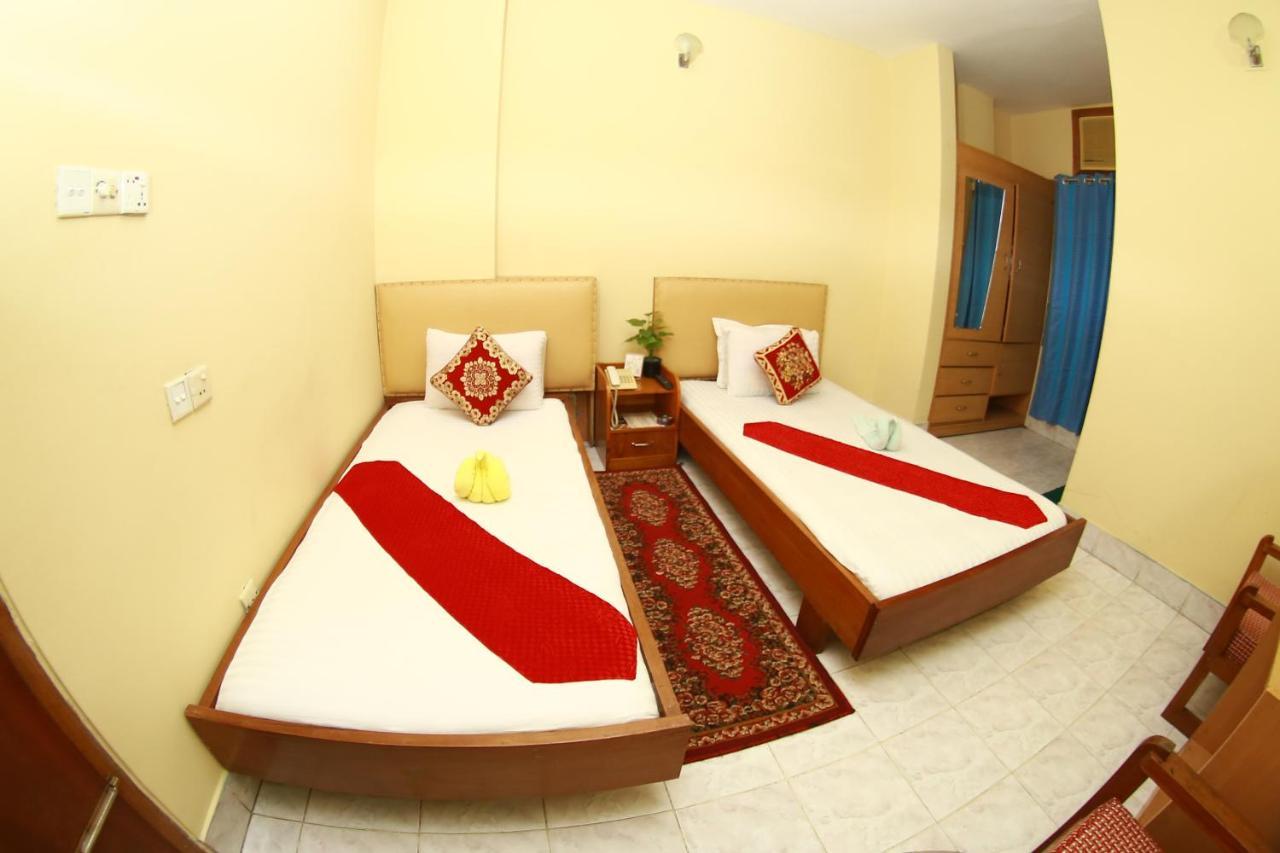 Hotel Farmis Garden Sylhet Bagian luar foto