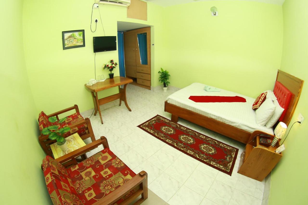 Hotel Farmis Garden Sylhet Bagian luar foto